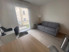 LA ROCHE SUR YON PENTAGONE DANS RESIDENCE SECURISEE STUDIO MEUBLE 20M² AU PIED DE LA PLACE NAPOLEON