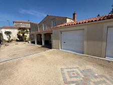 SAINT MICHEL LE CLOUCQ (85) 5 MIN FONTENAY LE COMTE MAISON PIERRES RENOVEE 5 CHAMBRES GARAGE ET JARDIN