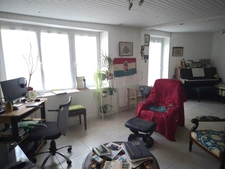 LES PINEAUX COEUR VILLAGE PROCHE AXE AUTOROUTIER MAISON DE BOURG RENOVEE 4 CHAMBRES AVEC JARDIN CLOS