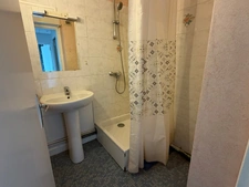 LA ROCHE SUR YON (85) PRIX FOU POUR CET APPARTEMENT T2 40M² AVEC LOGGIA 10M², PARKING ET CAVE PRIVATIFS