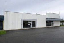 LUCON 85400 SUR EMPLACEMENT PREMIUM LOCAL PROFESSIONNEL 655M² SUR 2300M²  CLOS AVEC GRAND PARKING