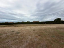 SAINT JEAN DE MONTS 85160 RARISSIME PROPRIETE COMPOSEE DE 2 MAISONS ET DEPENDANCE SUR 6554 M² A BATIR