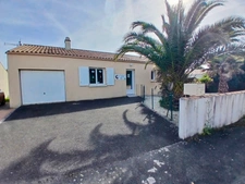 CHAILLE LES MARAIS (85450) AGREABLE MAISON DE PLAIN PIED 2008 TOUT CONFORT 2/3 CHAMBRES SUR 827M² CLOS
