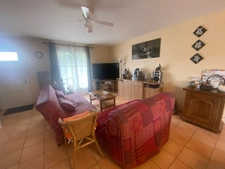 L'ORBRIE (85200) EN FOND D'IMPASSE ADORABLE VILLA PLAIN PIED 4 CHAMBRES AVEC DEPENDANCE SUR 707M² CLOS