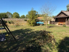 SAINT-JEAN-D'HERMINE (85) - COEUR DE VILLAGE AU CALME - ADORABLE VILLA PLAIN PIED 4 CHAMBRES SUR 1177M²