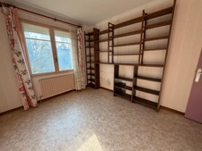 LES SABLES D'OLONNE (85) QUARTIER RECHERCHE MAISON PLAIN PIED 4 CHAMBRES VERANDA ET GARAGE SUR 2200M² 