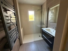 CORPE (85) CALME ABSOLU VILLA 2009 PLAIN PIED GRAND CONFORT AVEC PISCINE DOUBLE GARAGE SUR 1068M² CLOS