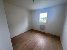 LA REORTHE (85210) VILLA BOIS PLAIN PIED 2022 + GARAGE ET ANNEXE SUR 766M² CLOS AVEC LOCATAIRES EN PLACE