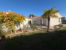 L'AIGUILLON SUR MER (85) QUARTIER RESIDENTIEL VILLA PLAIN PIED GRAND CONFORT AVEC GARAGE SUR 637M² CLOS