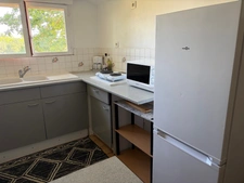 CHATEAU GUIBERT (85320) - LA MAINBORGERE - STUDIO 20M² ENTIEREMENT MEUBLE ET TOUTES CHARGES COMPRISES