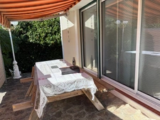 SAINT-JEAN-D'HERMINE (85) - COEUR DE VILLAGE AU CALME - ADORABLE VILLA PLAIN PIED 4 CHAMBRES SUR 1177M²