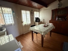 LUCON (85) CENTRE IMMEDIAT ADORABLE MAISON EN PIERRES A RENOVER AVEC DEPENDANCES ET JARDIN A PRIX FOU