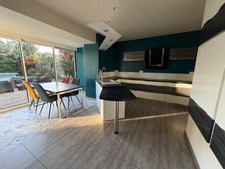 LUCON (85) COEUR DE VILLE AGREABLE MAISON ART DECO 6 CHAMBRES AVEC PISCINE ET ANNEXES SUR 1296M² CLOS