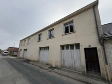 FONTENAY LE COMTE (85200) - CENTRE VILLE - APPARTEMENT DUPLEX RENOVE 3 CHAMBRES AVEC BALCON ET ANNEXES