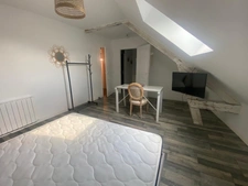 LUCON (85) COEUR DE VILLE MAISON DE CHARME ET DE CARACTERE AVEC PISCINE ET ANNEXE + 5 LOCATIFS OCCUPES