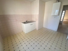 LA ROCHE SUR YON (85000) COEUR PENTAGONE DANS RESIDENCE SECURISEE APPARTEMENT TYPE T3 AVEC 2 GARAGES