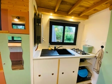 LAIROUX (85400) RARISSIME 20 MIN DES PLAGES ADORABLE TINY HOUSE 4 COUCHAGES SUR 516 M² VIABILISES CLOS