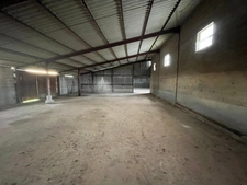 FONTENAY LE COMTE RARISSIME SURFACE DE STOCKAGE/ACTIVITE AGRICOLE 1400M² SUR 5400M² PROCHE AUTOROUTE