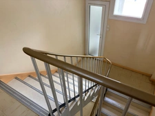 LA ROCHE SUR YON (85) PRIX FOU POUR CET APPARTEMENT T2 40M² AVEC LOGGIA 10M², PARKING ET CAVE PRIVATIFS