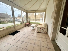 PEAULT AU CALME ABSOLU MAISON EN PIERRES RENOVEE BOURREE DE CHARME AVEC VERANDA TERRASSE ET JARDIN