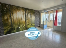 LA ROCHE SUR YON (85) PRIX FOU POUR CET APPARTEMENT T2 40M² AVEC LOGGIA 10M², PARKING ET CAVE PRIVATIFS