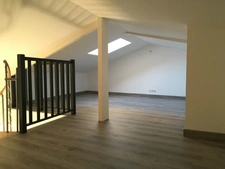 LUCON COEUR DE VILLE MAISON EN PIERRES PARFAITEMENT RENOVEE 3 CHAMBRES ET COUR AVEC LOCATAIRE EN PLACE