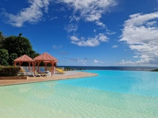 SAINT FRANCOIS (971) ANSE DES ROCHERS STUDIO/T1 B MEUBLE DANS RESIDENCE AVEC PISCINE A 2 PAS DES PLAGES