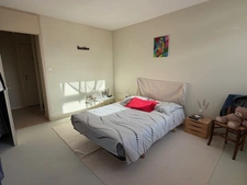 LA ROCHE SUR YON (85), PROCHE ZONE COMMERCIALE ET CENTRE VILLE APPARTEMENT T2 AVEC TERRASSE ET PARKING