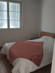 JARD SUR MER (85520) - AU COEUR DU VILLAGE- MAISON DE PLAIN PIED 2 CHAMBRES MEUBLEE AVEC COUR PRIVATIVE