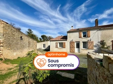 PEAULT (85) AU CALME A 5 MIN DE LUCON ADORABLE FERMETTE RENOVEE 3 CHAMBRES AVEC GRANGE ET DEPENDANCE