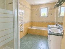 L'HERMENAULT (85)-VUE CAMPAGNE- VILLA PLAIN PIED GRAND CONFORT 3 CHAMBRES AVEC DEPENDANCES SUR 3148M²