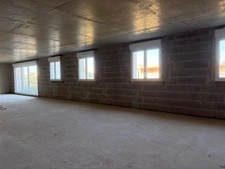 LUCON (85400) LOCAL PROFESSIONNEL BRUT DE BETON 300 M² IDEAL MICRO CRECHE OU AUTRE ACTIVITE A PRIX FOU