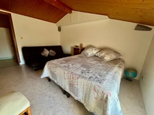 NALLIERS 85370 CALME ABSOLU AUTHENTIQUE FERME RENOVEE AVEC PISCINE HANGAR ET DEPENDANCES SUR 2622M²