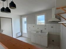 LES MAGNILS REIGNIERS (85) - BEUGNE L'ABBE - ADORABLE VILLA PLAIN PIED 2 CHAMBRES AVEC GARAGE ET JARDIN