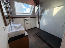 LUCON (85) COEUR DE VILLE AGREABLE MAISON ART DECO 6 CHAMBRES AVEC PISCINE ET ANNEXES SUR 1296M² CLOS