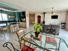 MOUZEUIL SAINT MARTIN (85370) CADRE CAMPAGNE VILLA PLAIN PIED 4 CHAMBRES AVEC ANNEXES SUR 2145 M² CLOS