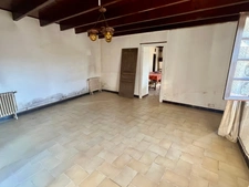 LE GUE DE VELLUIRE (85770) AU CALME ABSOLU MAISON EN PIERRES AVEC GRANGES ET DEPENDANCES SUR 4500M²