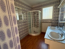 LES SABLES D'OLONNE (85) QUARTIER RECHERCHE MAISON PLAIN PIED 4 CHAMBRES VERANDA ET GARAGE SUR 2200M² 