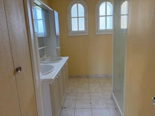 LES MAGNILS REIGNIERS (85) 5 MINUTES DE LUCON CADRE CAMPAGNE MAISON PLAIN PIED 3/4 CHAMBRES SUR 700 M²
