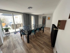 LUCON QUARTIER MARCHE COUVERT ET PISCINE MAISON DE CARACTERE BOURREE DE CHARME AVEC ANNEXES ET PATIO