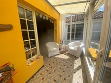 TRIAIZE 85580 A 15 MINUTES DES PLAGES ADORABLE MAISON PLAIN PIED AVEC GITE ET GARAGE SUR 550M² A BATIR