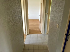 SAINTE HERMINE 85210 CALME ABSOLU AGREABLE MAISON SUR SOUS SOL COMPLET AVEC VERANDA SUR 1000M² CLOS