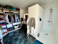 LUCON (85) COEUR DE VILLE MAISON DE CHARME ET DE CARACTERE AVEC PISCINE ET ANNEXE + 5 LOCATIFS OCCUPES