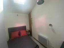 TRIAIZE (85580) AU CALME ABSOLU ADORABLE MAISON EN PIERRES PLAIN PIED RENOVEE 2 CHAMBRES AVEC COUR
