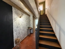 TRIAIZE (85) A 15 MINUTES DES PLAGES SEULEMENT MAISON EN PIERRES RENOVEE AVEC GRANGE SUR 1100M² CLOS