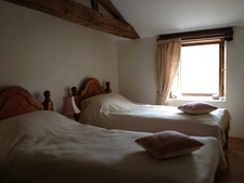 LA TAILLEE 85 AU CALME ABSOLU MAGNIFIQUE MAISON DE CAMPAGNE RENOVEE AVEC GITE AU BORD DE L'EAU