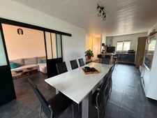LA BOISSIERE DES LANDES (85) - AU CALME -ADORABLE VILLA PLAIN PIED 3 CHAMBRES AVEC GARAGE ET JARDIN CLOS