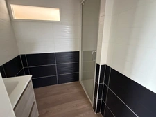 LUCON 85400 PROCHE DES COMMERCES ET LYCEES APPARTEMENT RENOVE T2/1 CHAMBRE TRES COCOONING ET COSY
