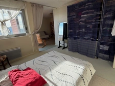 LA ROCHE SUR YON (85), PROCHE ZONE COMMERCIALE ET CENTRE VILLE APPARTEMENT T2 AVEC TERRASSE ET PARKING