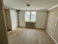 LUCON 85400 AU CALME ET PROCHE TOUTES COMMODITES AGREABLE MAISON 4 CHAMBRES AVEC ANNEXE SUR 2000M²